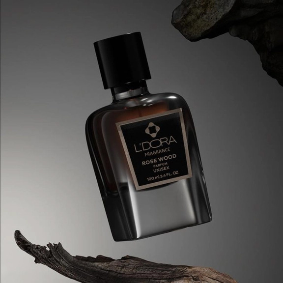  پرفیوم لدورا فرگرنس مدل ROSE WOOD حجم 100 میلی لیتر